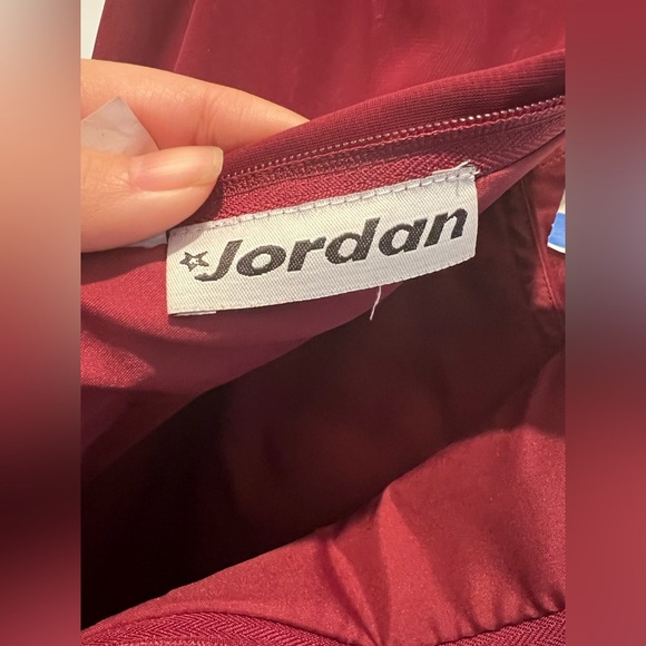 Jordan Sleeveless Purple Chiffon Gown Size 4 - Picture 12 of 12